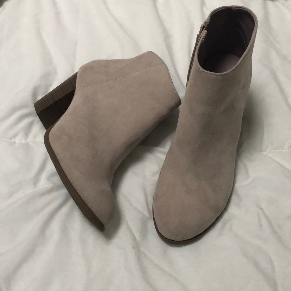 Old Navy ankle boots